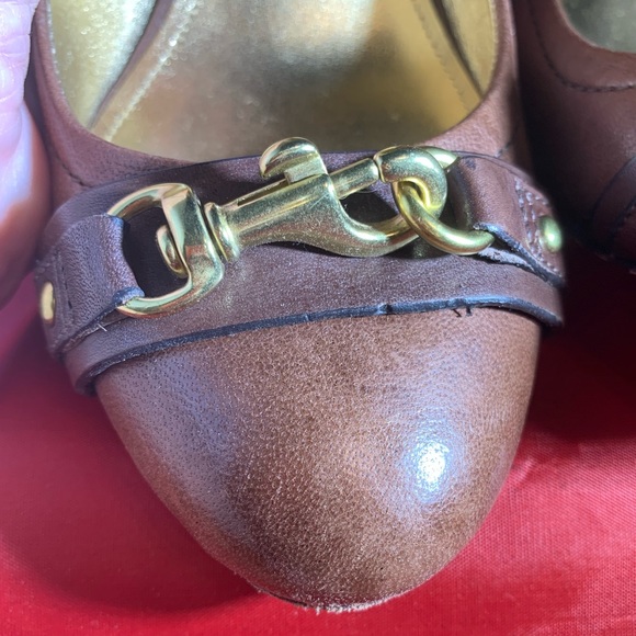 Coach Desaree Brown Leather Pumps Horse-Bit  Sz 7.5 - Picture 5 of 10
